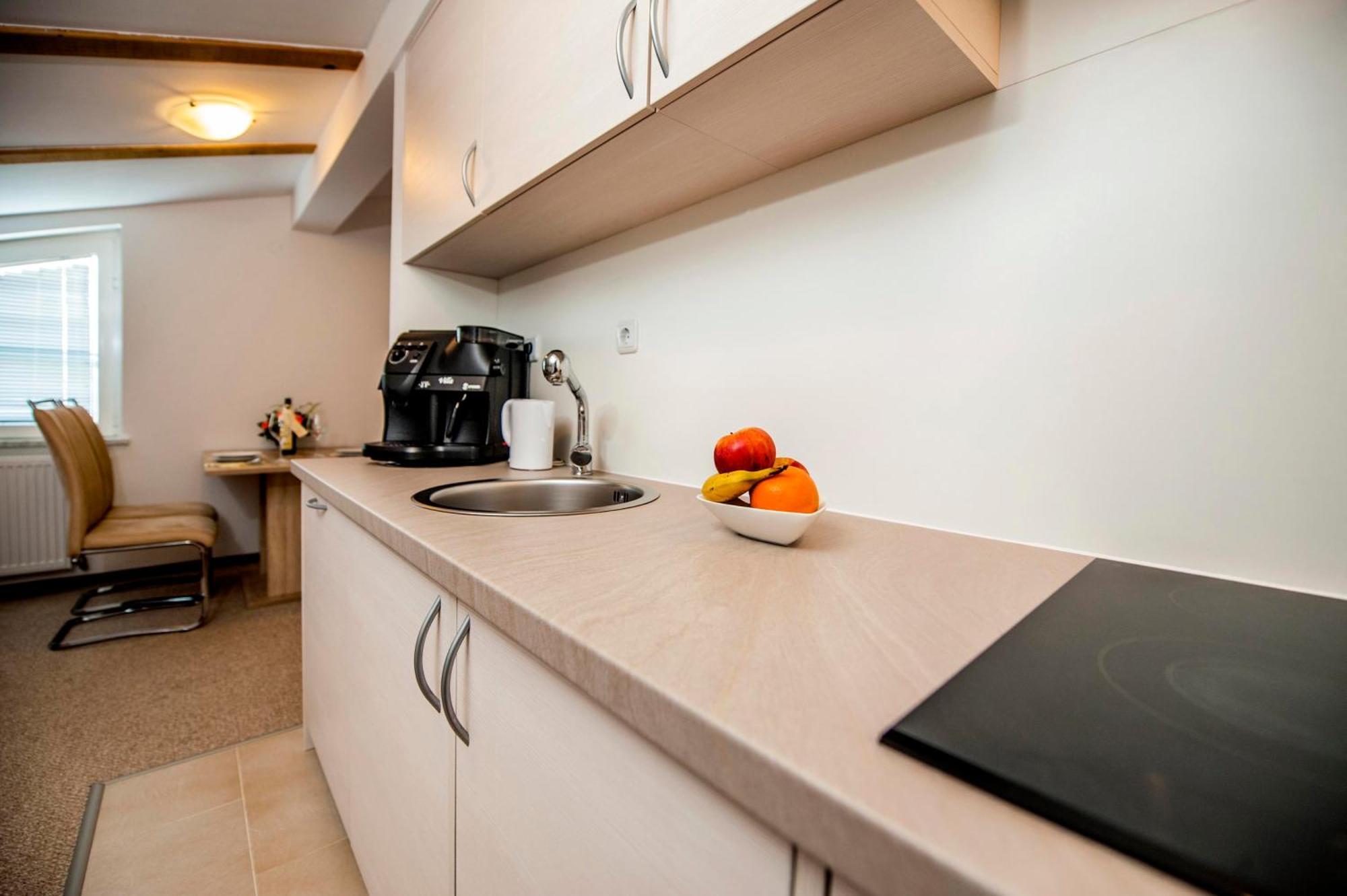 Apartmani Marko Rovinj Bagian luar foto